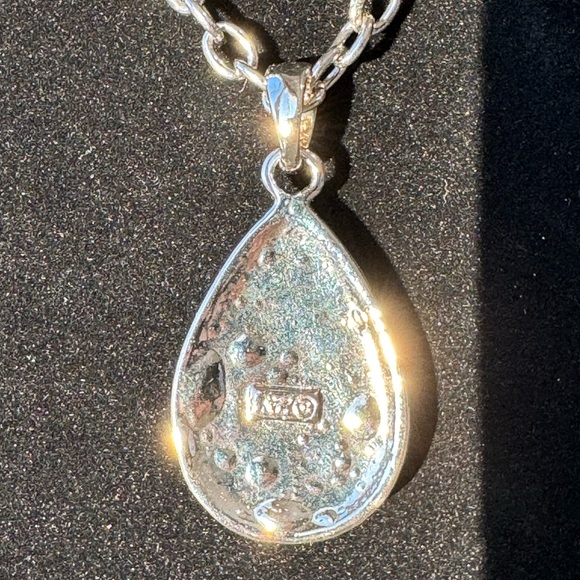 Vintage Signed KC Amber Teardrop Pendant Silver Toned Necklace - Picture 4 of 7